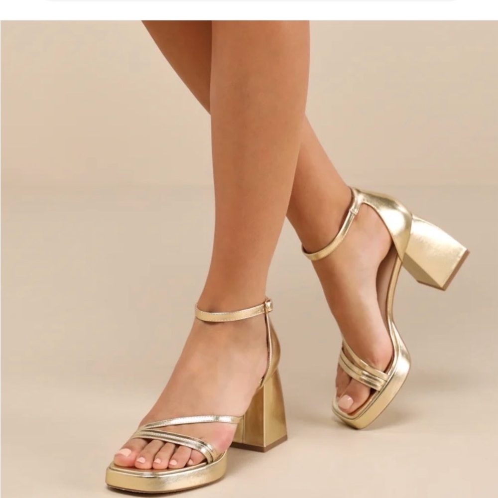 LULU’s Metallic  Gold Block Heel Sandals